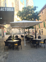 Factoria Gastrobar inside