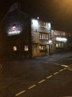 White Lion Delph food