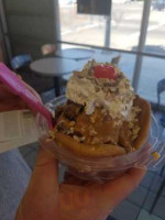 Baskin Robbins 31 Flavors food