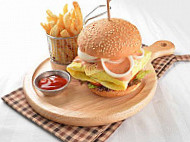 Aqil Burger food