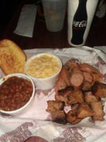 Smokey D's BBQ food