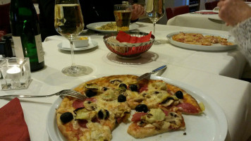 Pizzeria Fornelli food