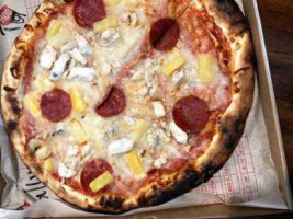 Mod Pizza Waverly food