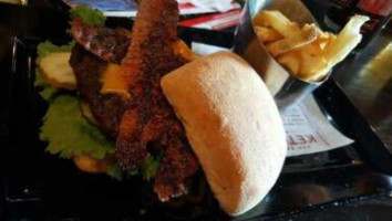 Red Robin Gourmet Burgers And Brews food