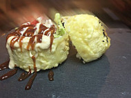 Gola Sushi food