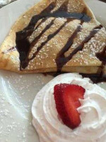 Pauley's Original Crepe food