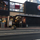 Burger King outside