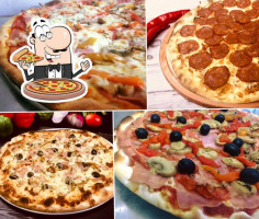 Pizzaria Topaso food