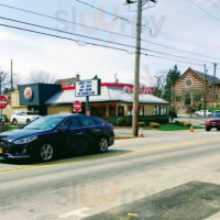 Burger King outside