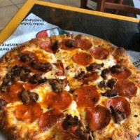 Paisano's Pizza food