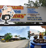 Las Hamacas food