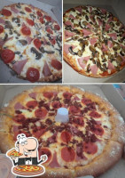 Ramiro's Pizza food