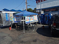 Lonchera Mariscos El Gordo outside