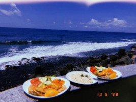 Calhaus Beach food