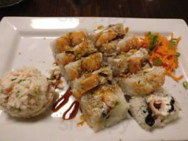 La Isla Yokomo Sushi And Seafood food