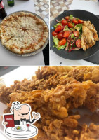 Moraru Pizza Crispy Chicken food