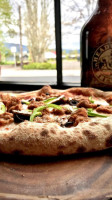 Cascadia Pizza Co food