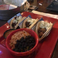 Tin Lizzy’s Cantina food