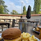 Distrikt Fabrique De Bieres Burgers food