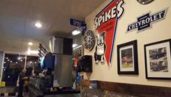 Spike's Junk Yard Dogs Warwick inside