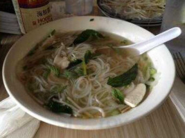 Pho Que Huong food