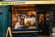 Bross Bagels outside