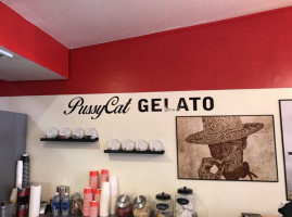 Pussycat Gelato outside