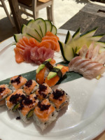 Sushi Mishi food