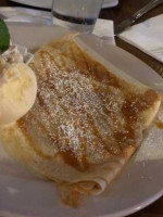 Creme De La Crepe food