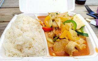 Vikens Thai Chilli food