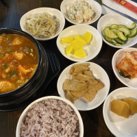 Kong Tofu House food