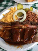 Vernon's Kuntry -b-que food