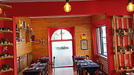 Moose Bistrot inside