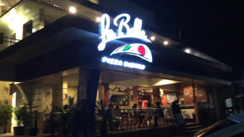 La Bella Pizza Bistro outside