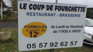 Le Coup de Fourchette outside