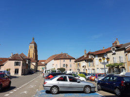 Bistrot des Claquets outside