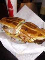 Tortas Locas food