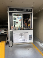 Oak St. Coffee outside