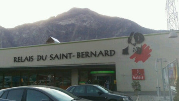 Marché Martigny outside