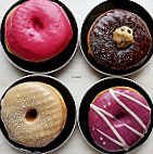 Dottie's Donuts food