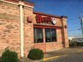 Wendy's inside