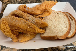 Ray's Chicken And Fish Mart food