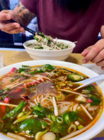 Pho Tastee food