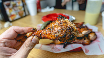 El Carbonero Pollos Asados food