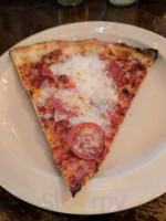 Demaggio's New York Pizza food