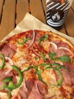 Blaze Pizza food