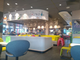 Mcdonald's inside