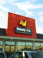 Benny&co. outside