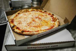 Joe's Pizza food