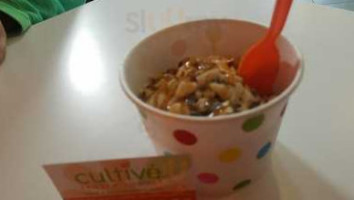 Cultive Frozen Yogurt food